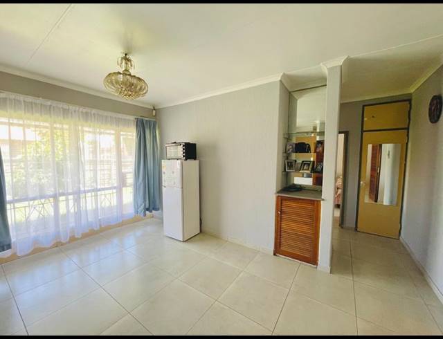 3 BEDROOM HOUSE FOR SALE IN RIDGEWAY